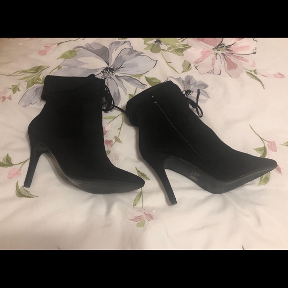 Faux Suede Pointy Toe Ankle Boot - Picture 4 of 4